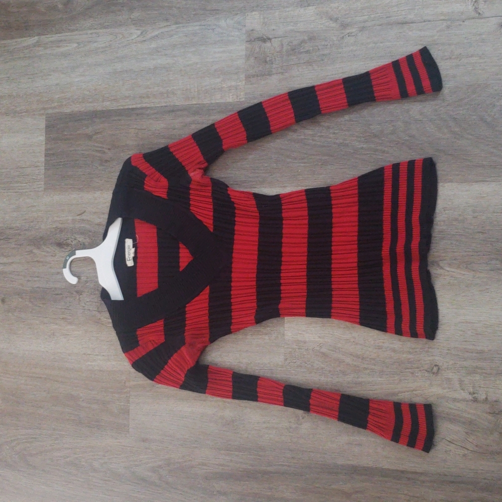 Red/black Medium sweater by Energie